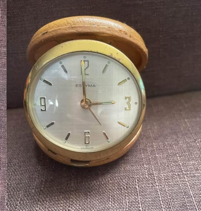 Estyma Travel Alarm clock